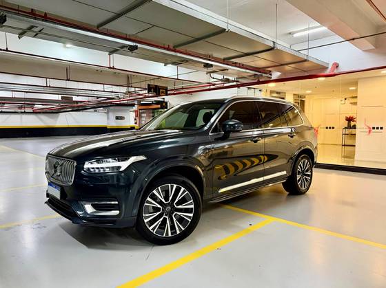 VOLVO XC90 2.0 T8 HYBRID MOMENTUM AWD GEARTRONIC